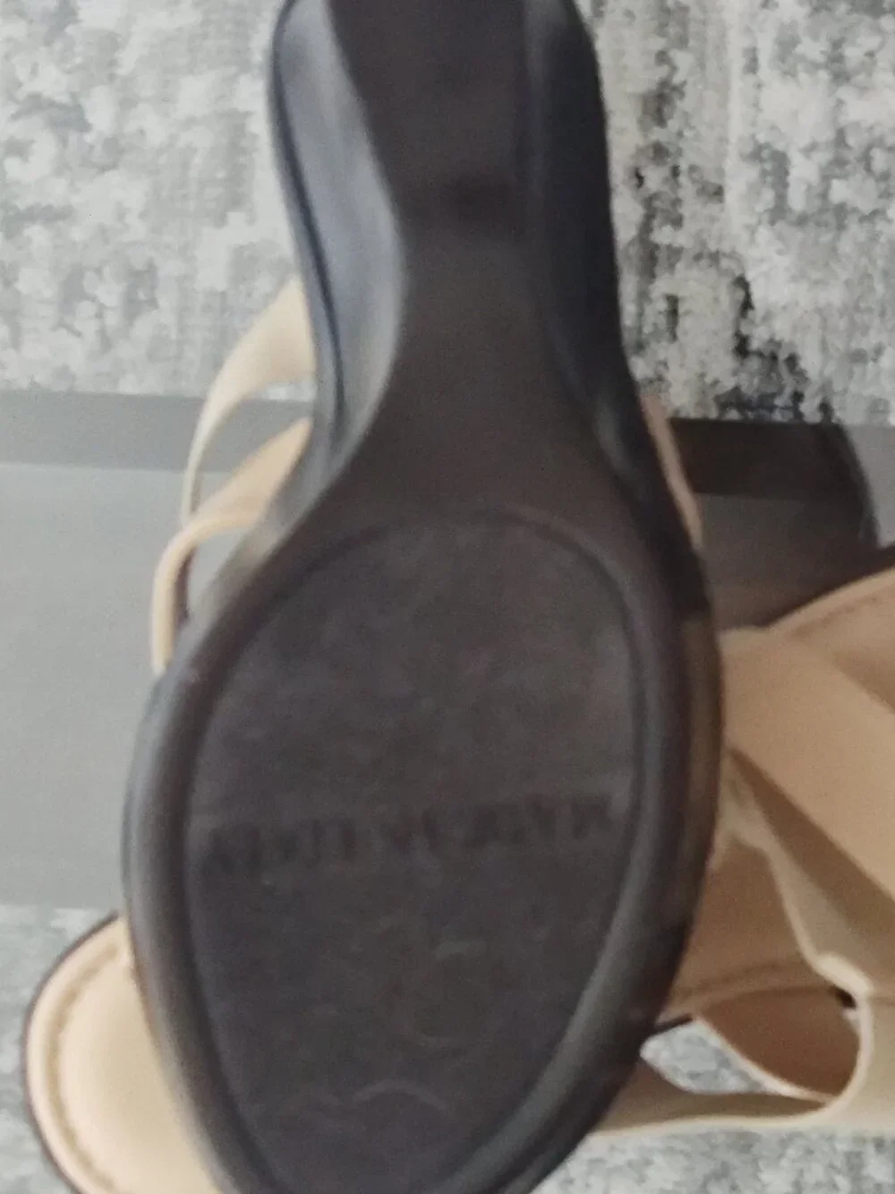 Italian Shoemaker Wedge Sandal Beige Size 7